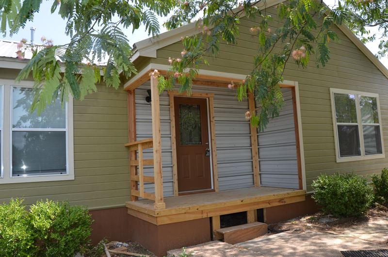 215 Parsons